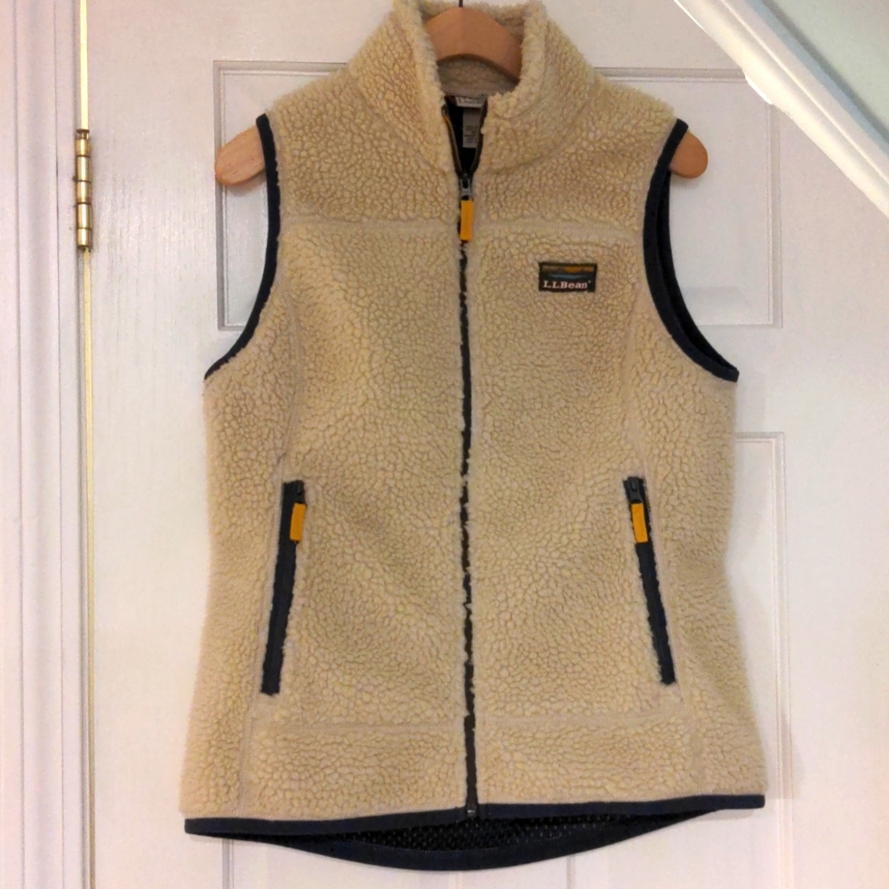 LL Bean Mountain Pile fleece vest